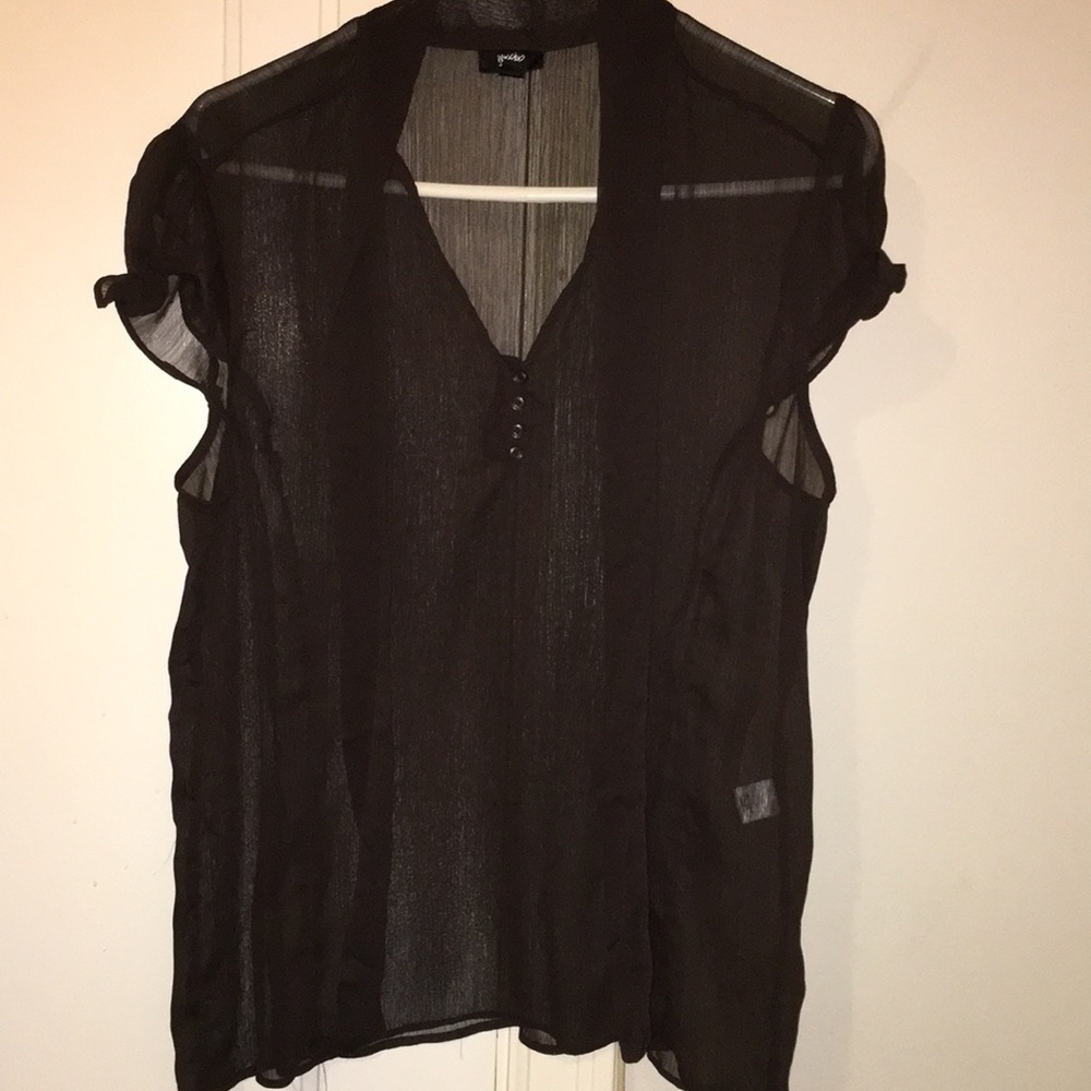 Short sleeved blouse